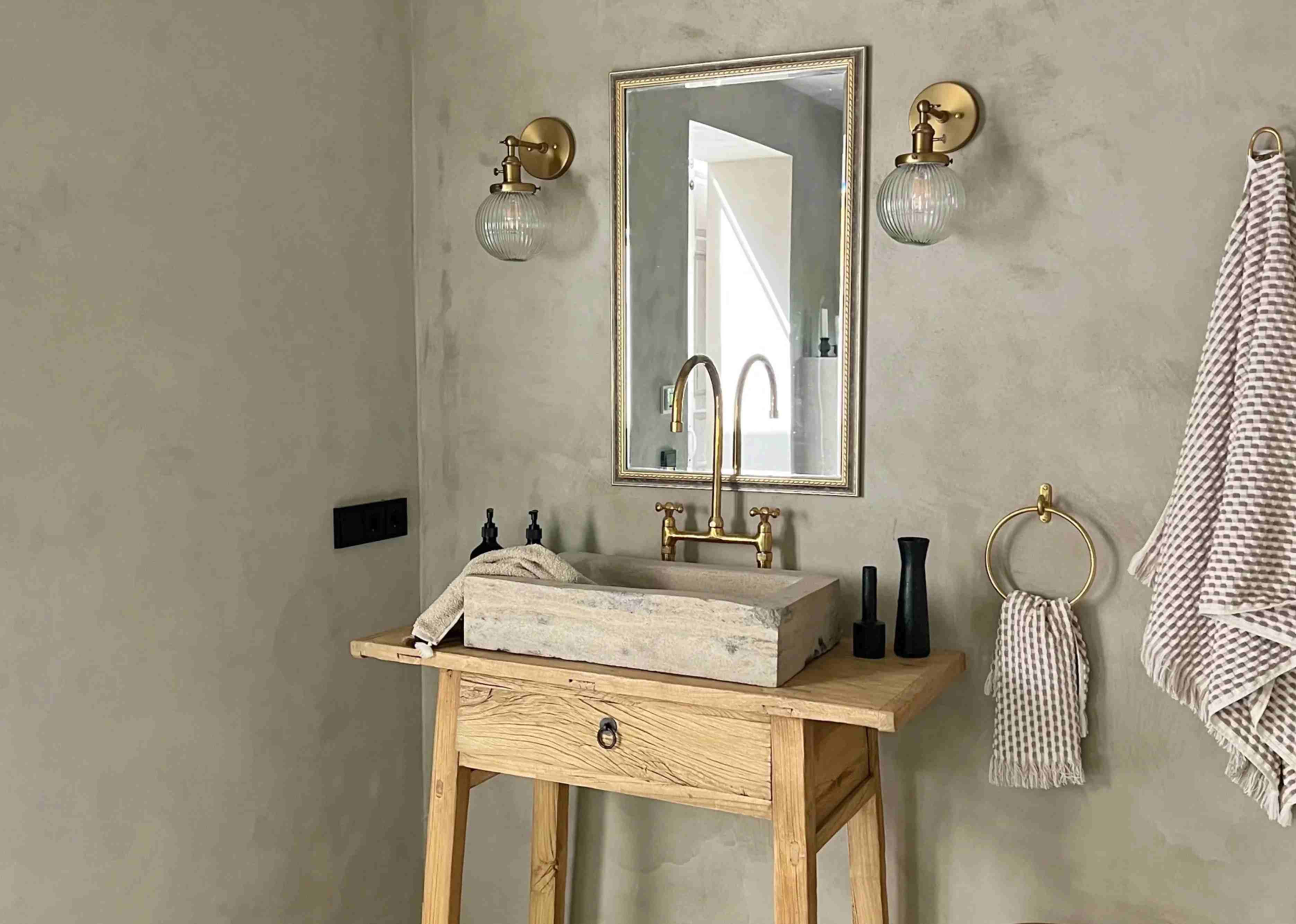 146c4c155a1b8c3f0053b84c51fed52b4b3e59aa903323300fbfb470ab8290d1-EU-Multi-Image-Greenwood-Residence-2